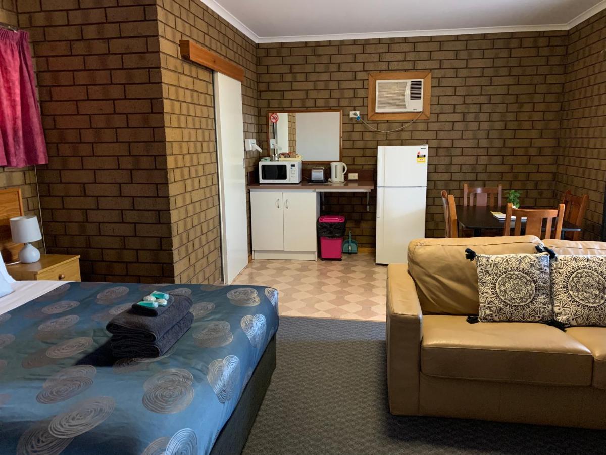 Airport Whyalla Motel Eksteriør billede